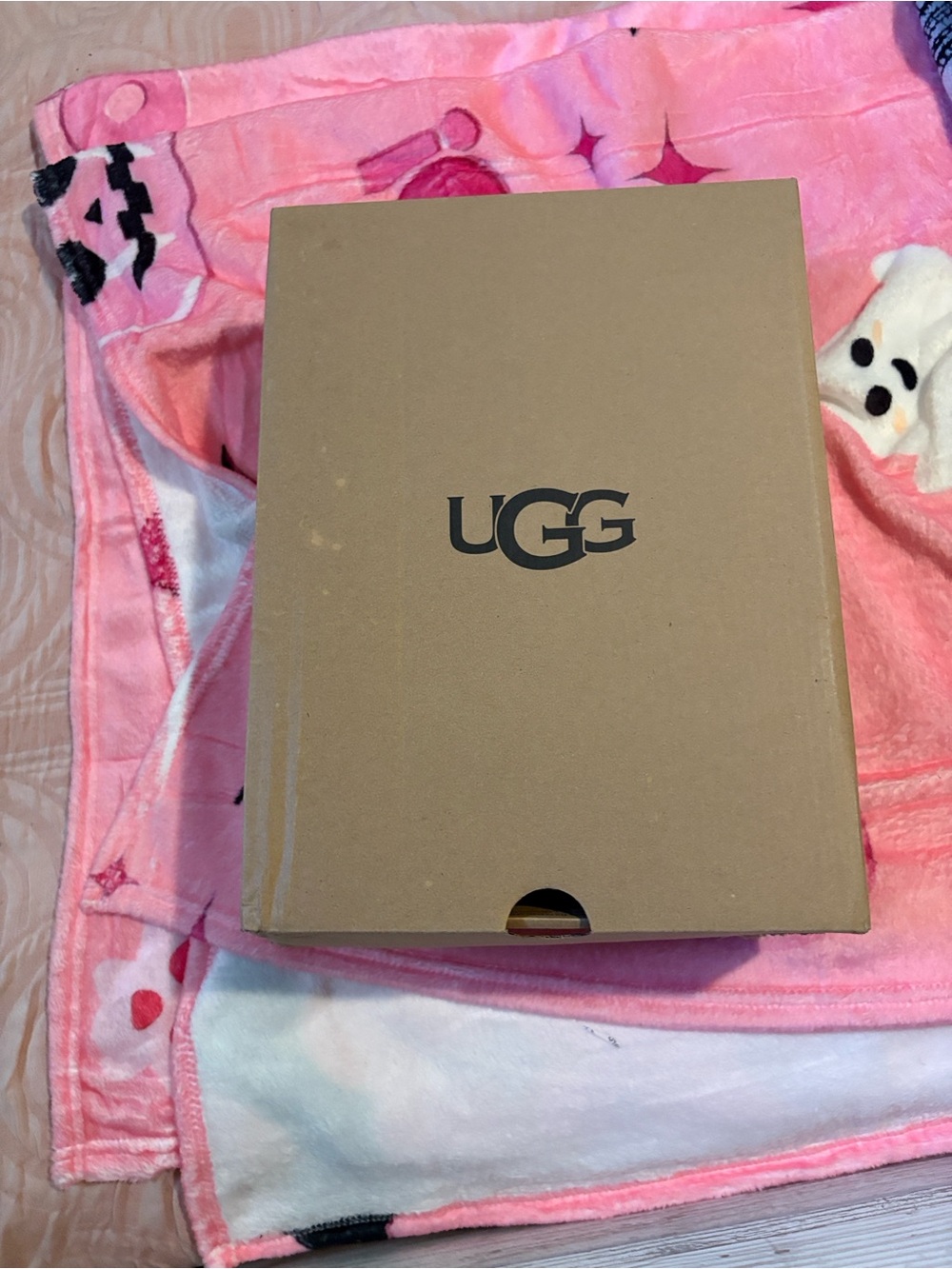 Ugg boots only worn one time